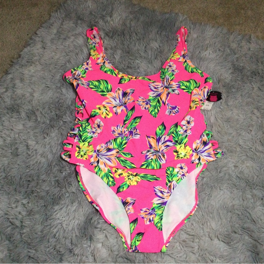 Bathing suit